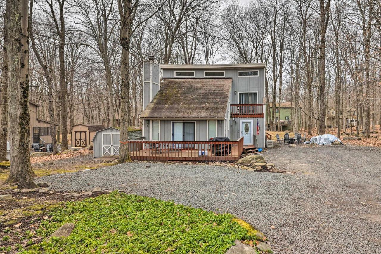 Poconos Vacation Home Walk To Locust Lake! Pocono Lake Εξωτερικό φωτογραφία